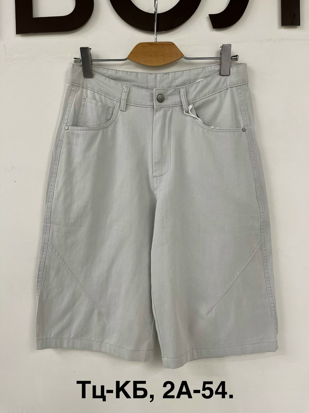 шорты,серые шорты,шорты бриджи,джинсовые шорты,повседневные шорты