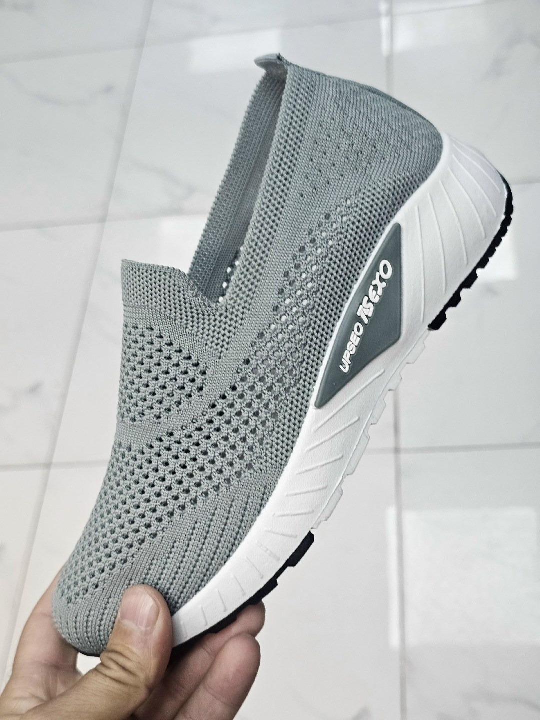 женские кроссовки,,слипоны кроссовки,слипоны женские,кроссовки удобные