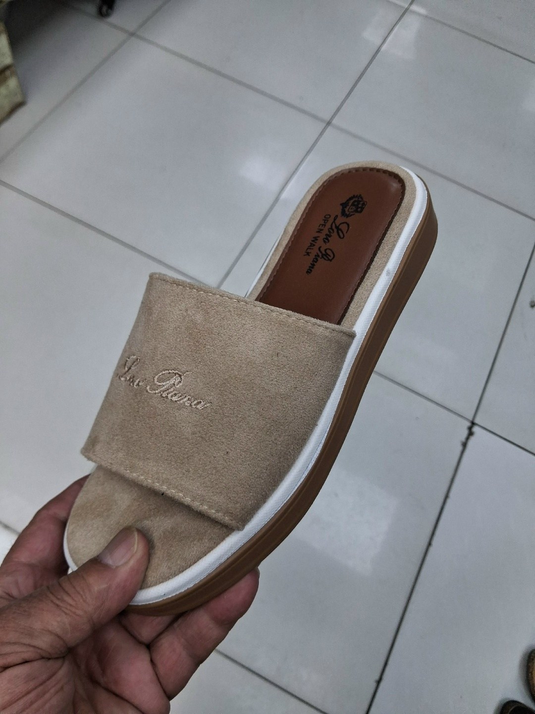 ,шлепанцы женские,женские тапки,шлепки женские,домашние женские тапочки