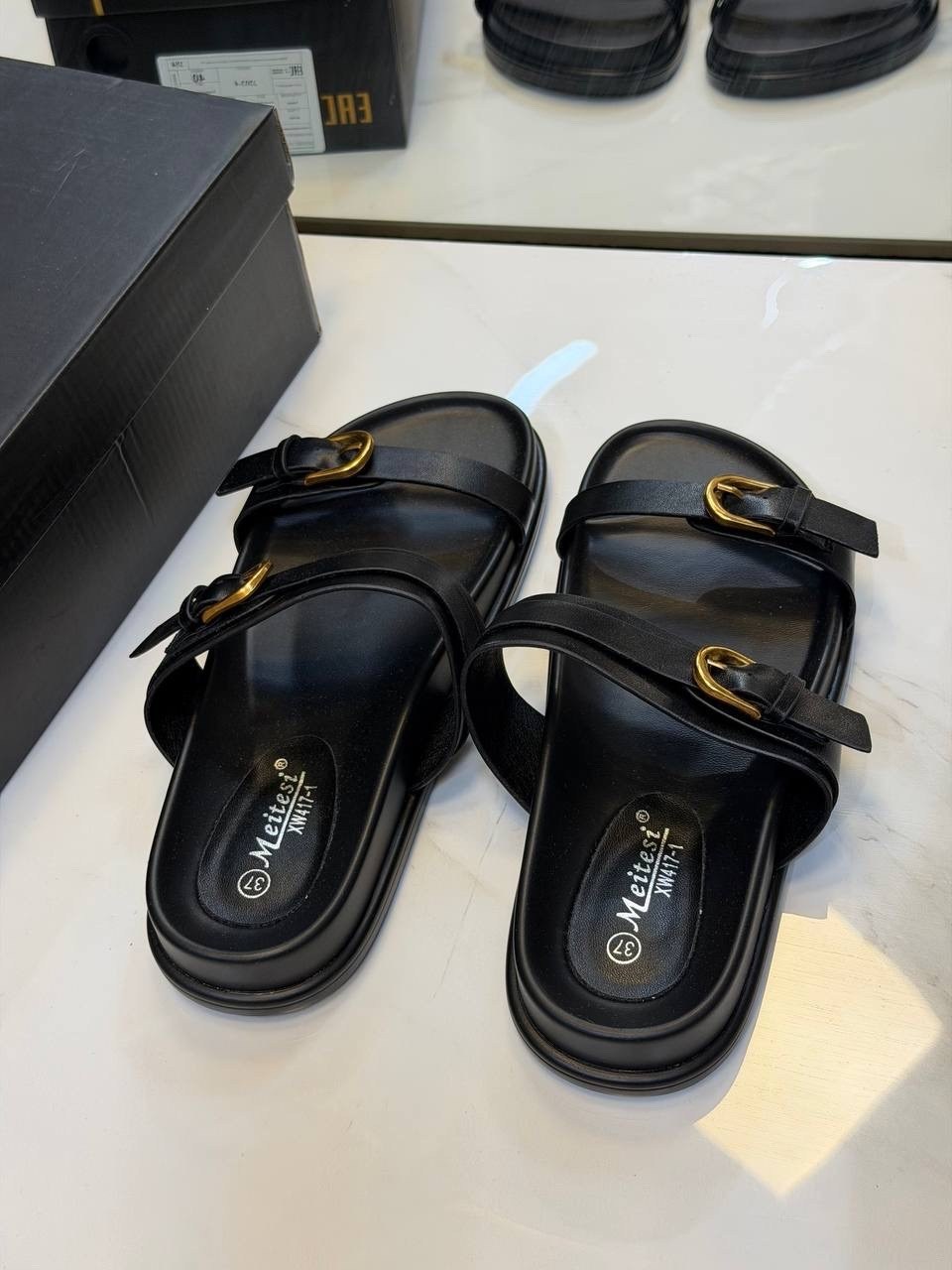 женские сандалии,женские шлепанцы,модные сандалии,,сандалии на плоской подошве