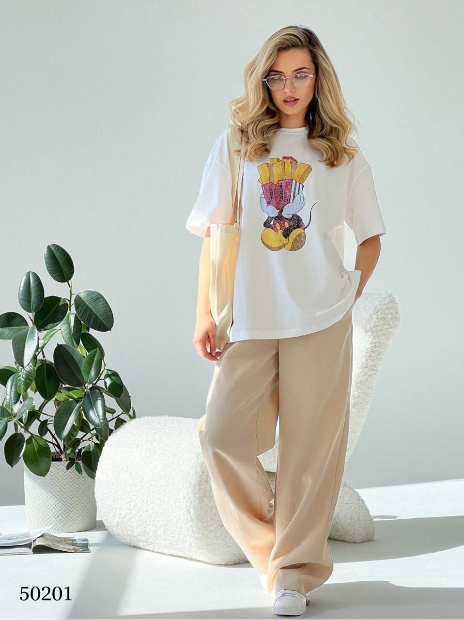 бежевые брюки,широкие брюки,брюки модные,брюки свободные,женский костюм