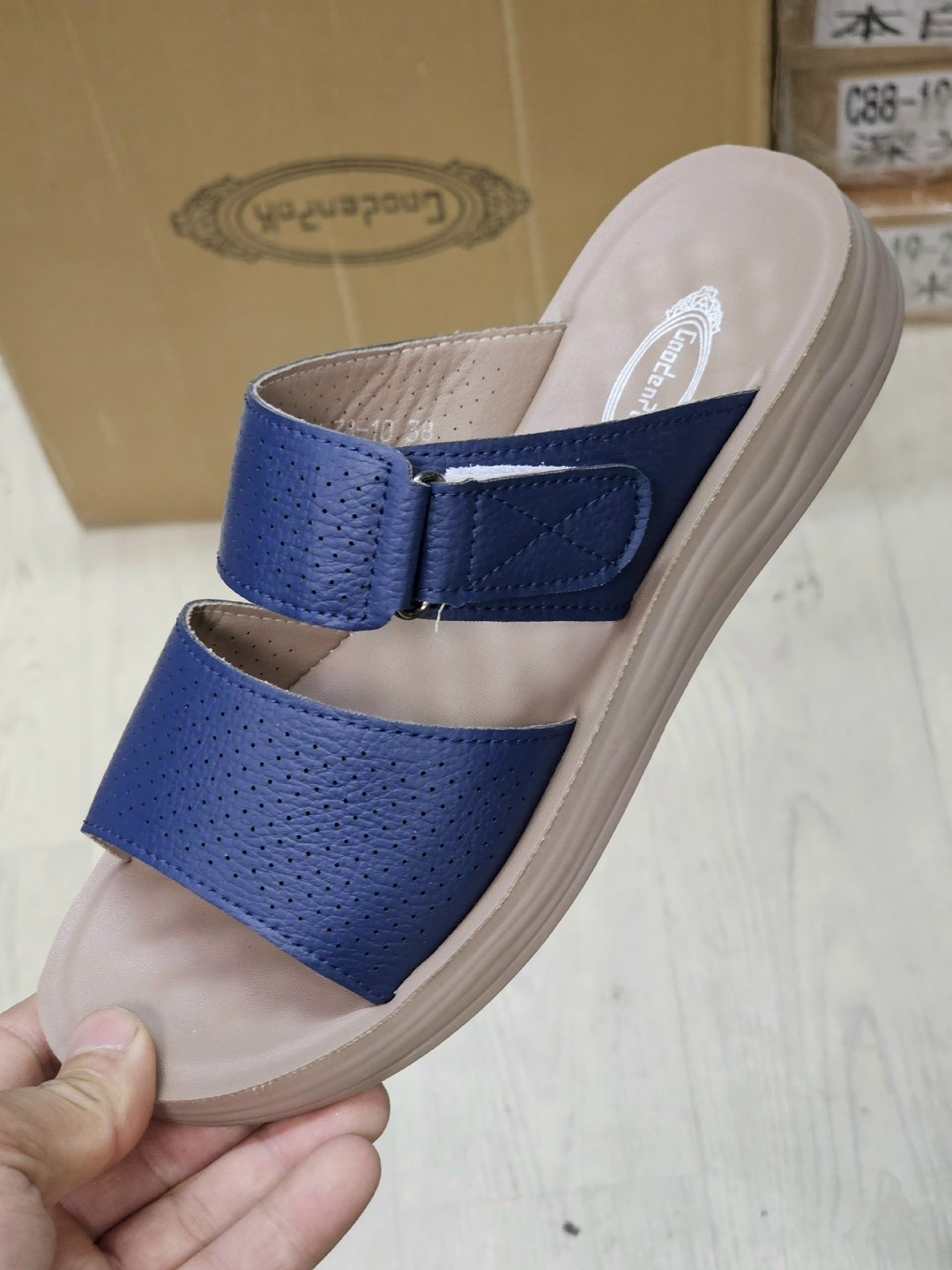 ,мужские шлепанцы,сандалии мужские,мужские шлепки,шлепки кожаные