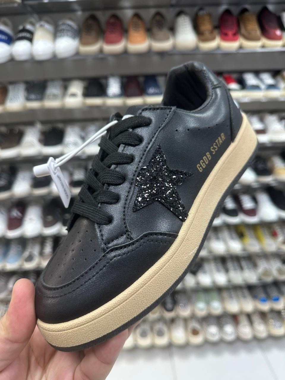 ,обуви,кроссовки женскиe,женская ,кроссовки со звездами