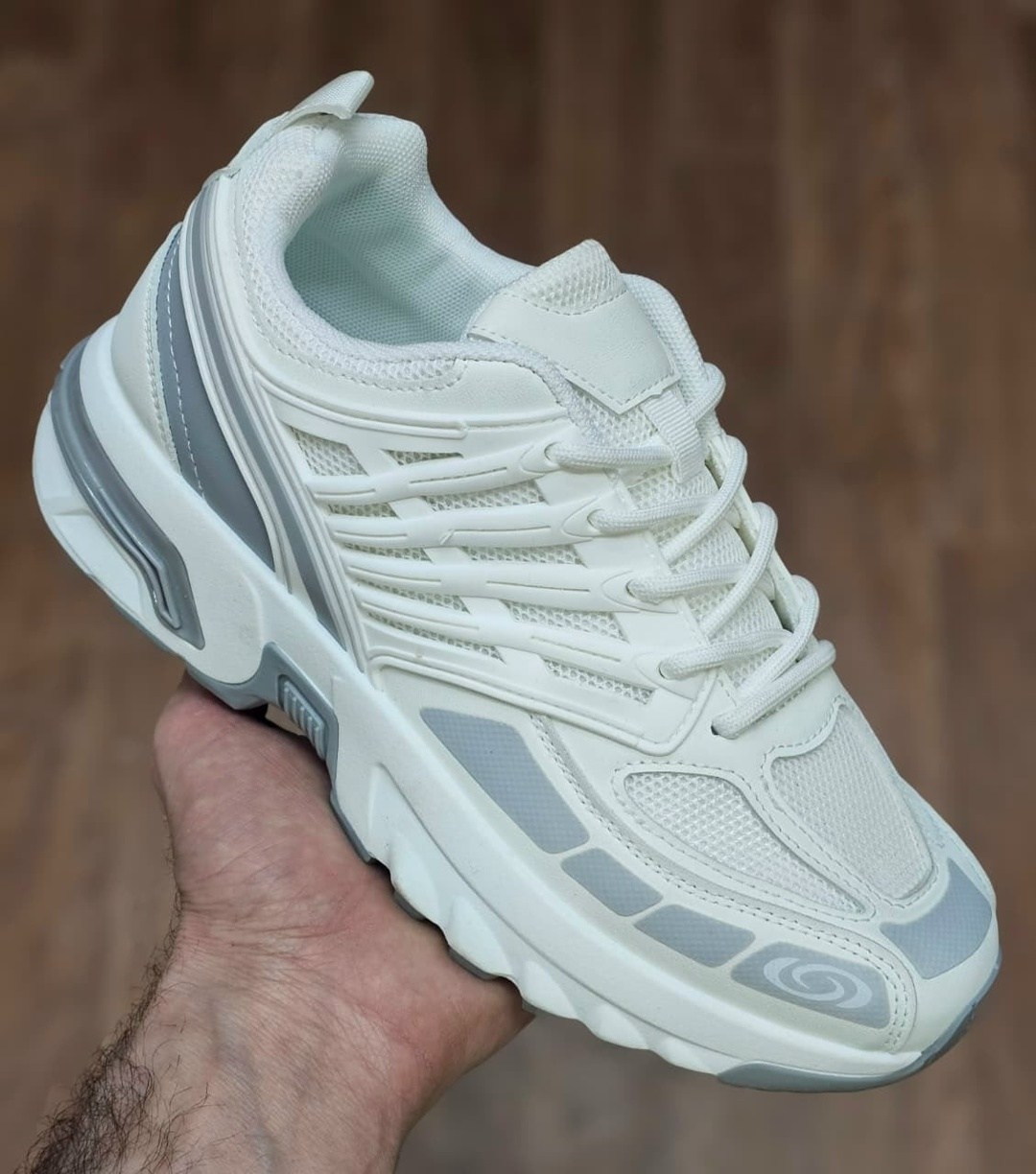 кроссовки женскиe,кроссовки salomon acs pros цвет white vanilla ice & lunar rock,кроссовки anta,кроссовки повседневные,массивные кроссовки