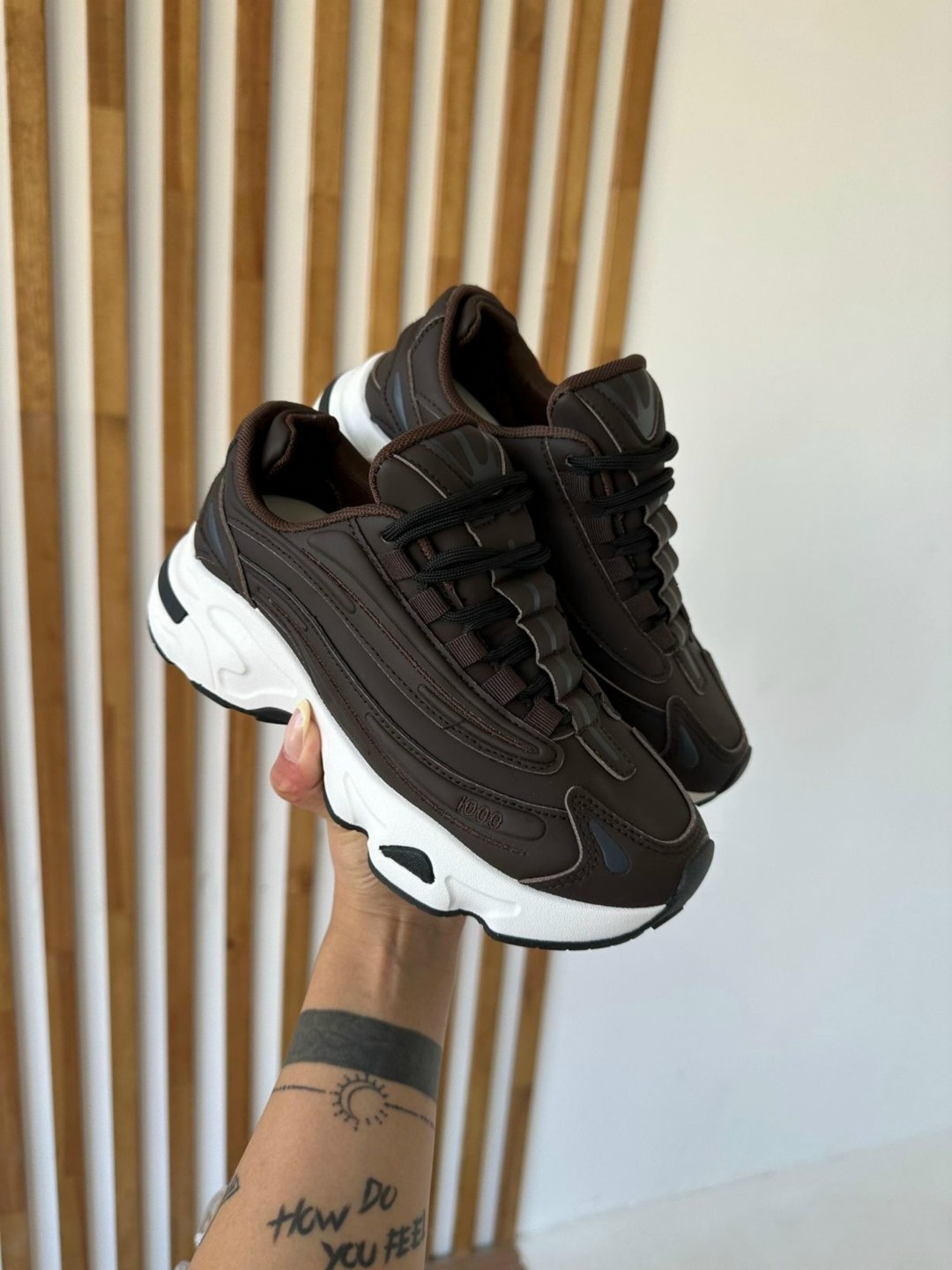 кроссовки женскиe,, женская,кроссовки женские черные,черные кроссовки