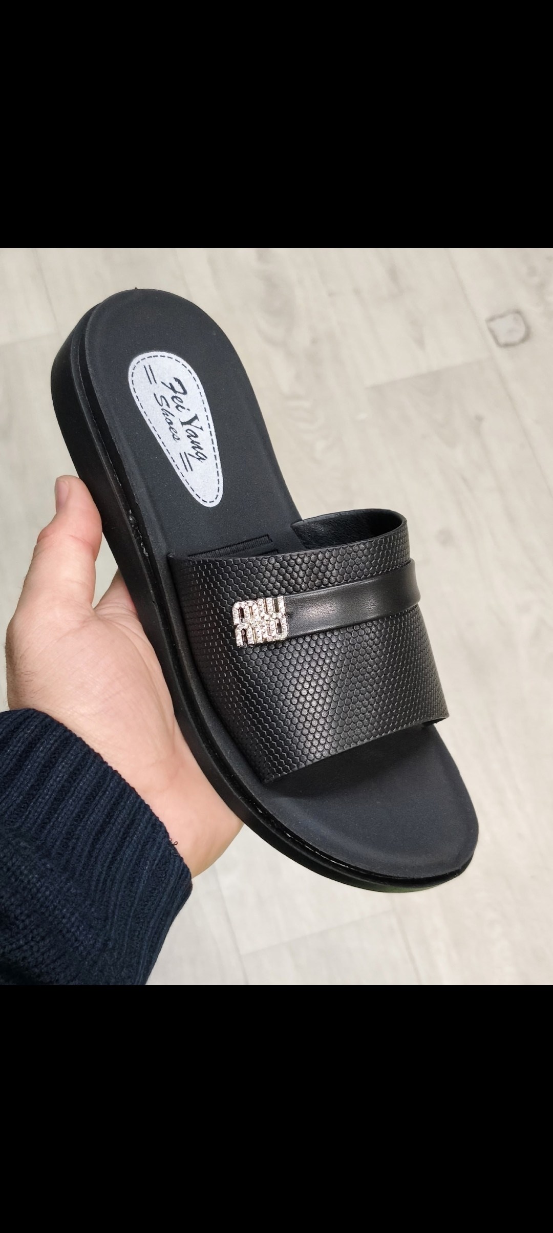 шлепанцы женские,,женские шлепки,шлепки женские кожаные,шлепки graciana