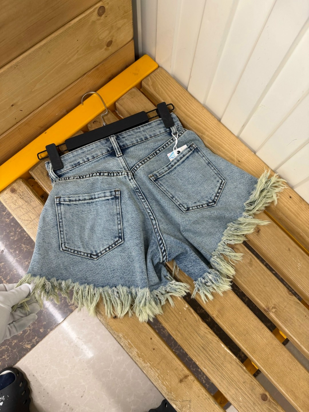 джинсовые шорты с бахромой,шорты джинсовые женская,шорты джинсовыe,женские джинсовые шорты с высокой талией,женские джинсовые шорты с кисточками