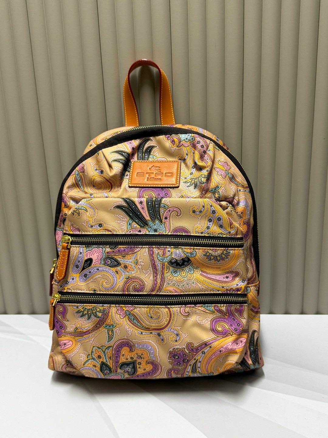 женские рюкзаки,рюкзак,модные рюкзаки,рюкзак с принтом,рюкзак молодежный