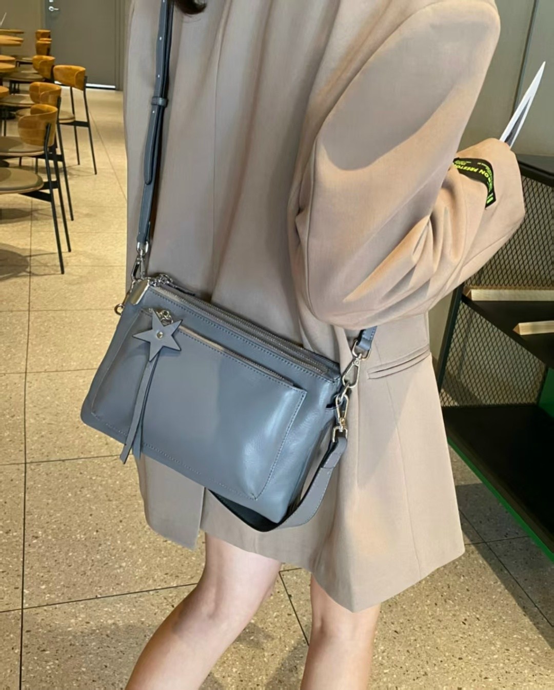 сумки женская,женская кожаная сумка,красная сумка,сумка,женская кожаная сумка через плечо с