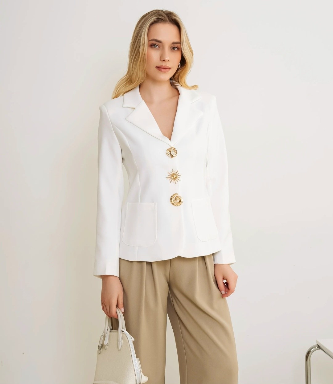 жакет,пиджак,черный жакет,жакет приталенный,пиджак черный