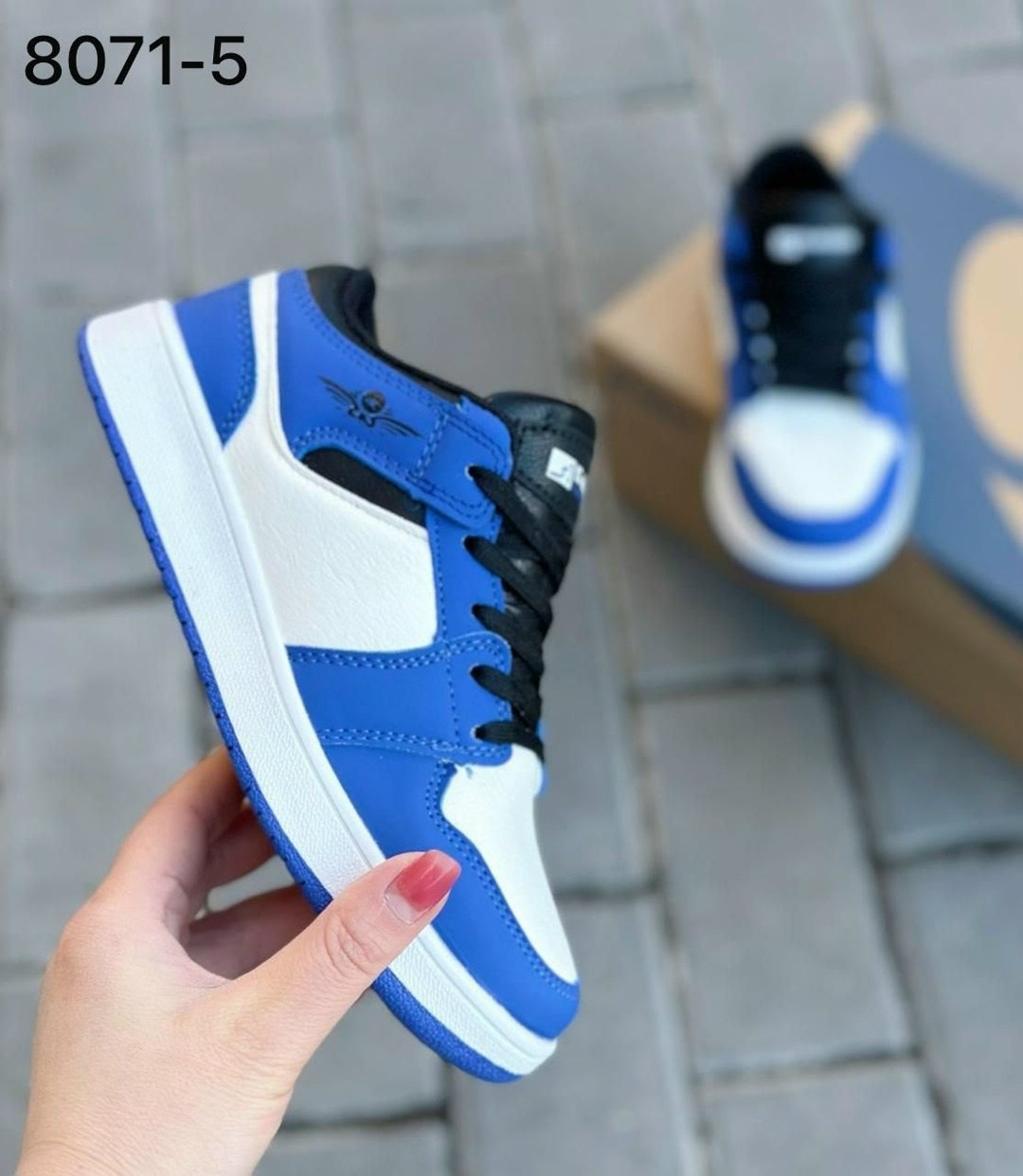 кроссовки,кроссовки подростковые,детские кроссовки,женские кроссовки,кроссовка детская