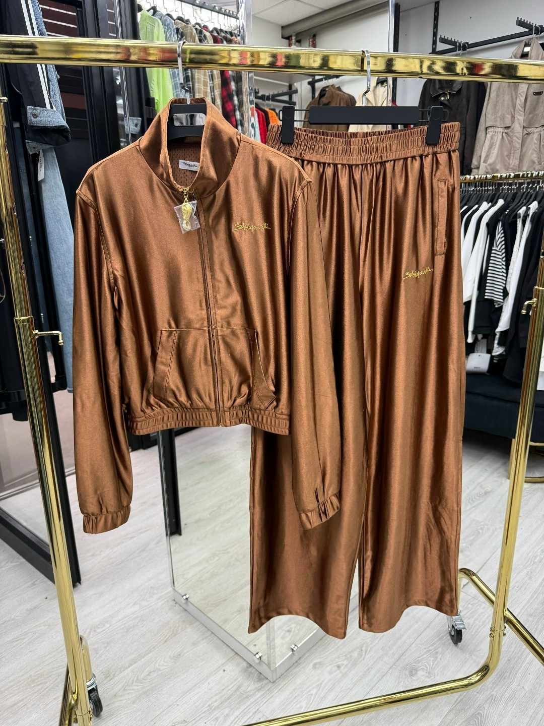 спортивные костюм,спортивные костюмы женские,женские костюмы,брючный костюм,спортивный костюм спортивные костюмы