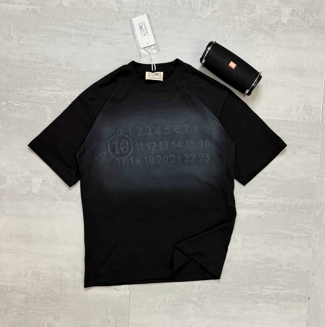 мужская футболка,футболка голубая,футболка,брендовые футболки