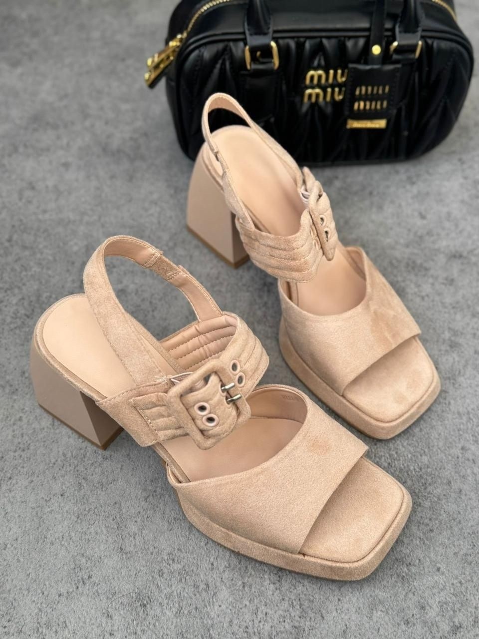 босоножки женские,босоножки на каблуках,модные босоножки,босоножки замшевые,босоножки летние