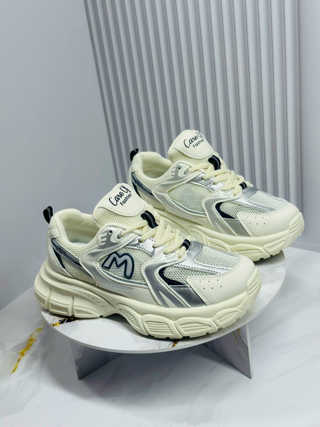 кроссовки женские,кроссовки,кроссовки для женщин,кроссовки эко,модные кроссовки