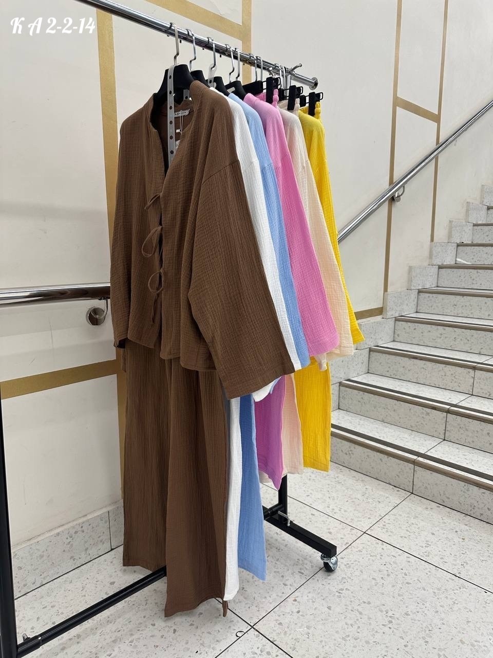 стильные костюмы,костюм женский летний,костюм женский летний штаны палаццо и рубашка на завязках из муслина,костюм женский летний штаны палаццо и рубашка на завязках из муслина розовый,женские костюмы