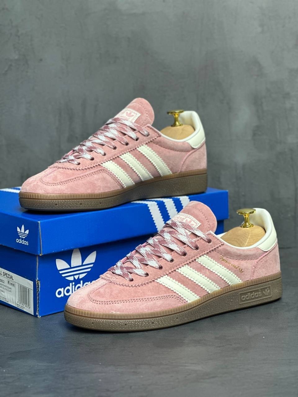 ,кроссовки adidas originals handball spezial,кроссовки adidas spezial,adidas spezial розовые,женские кроссовки adidas