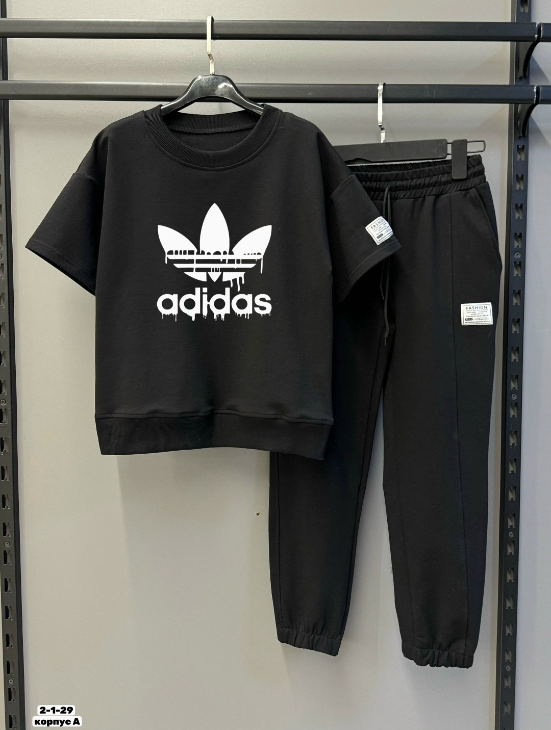 спортивные костюм,детский костюм адидас ,костюм спортивный adidas originals костюм,детский костюм адидас crew,костюм спортивный двойка