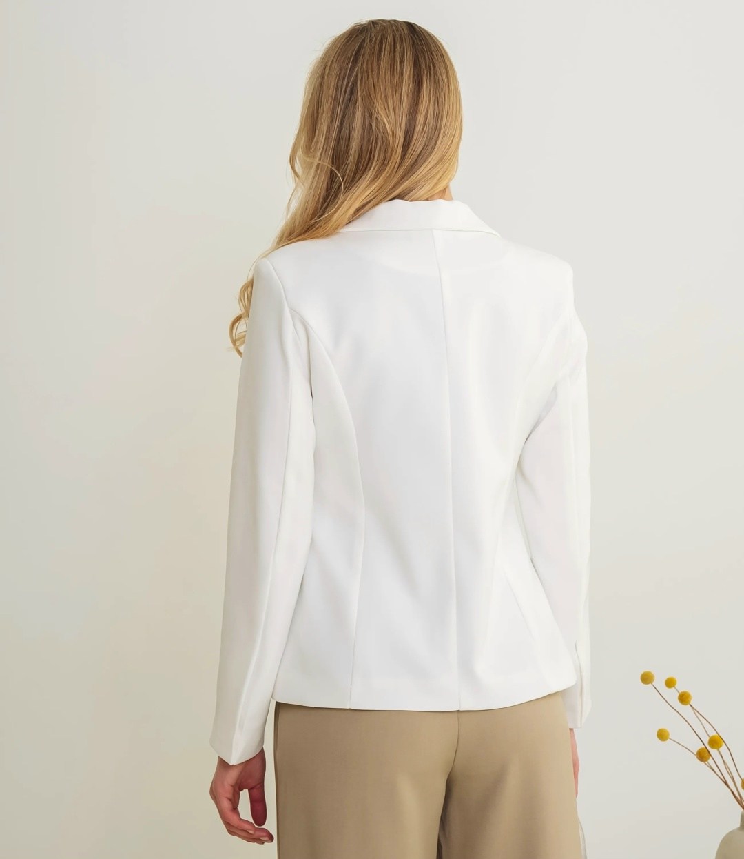 жакет,пиджак,черный жакет,жакет приталенный,пиджак черный