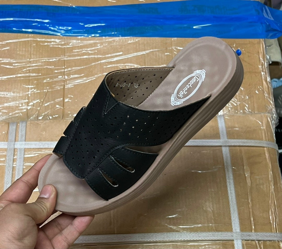 мужские шлепанцы,,шлепанцы женские,шлепки мужские,босоножки сандали