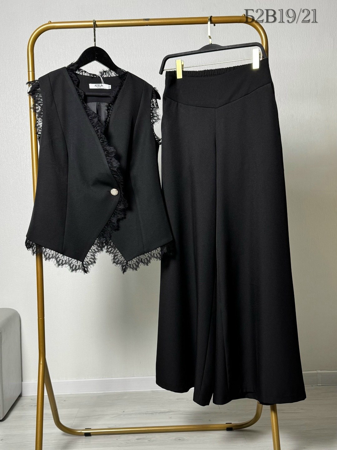 брючный костюм,костюм брючный женский,костюм женский брючный с жилетом,костюм с жилеткой и брюками классический miss diva,костюм жилет и брюки