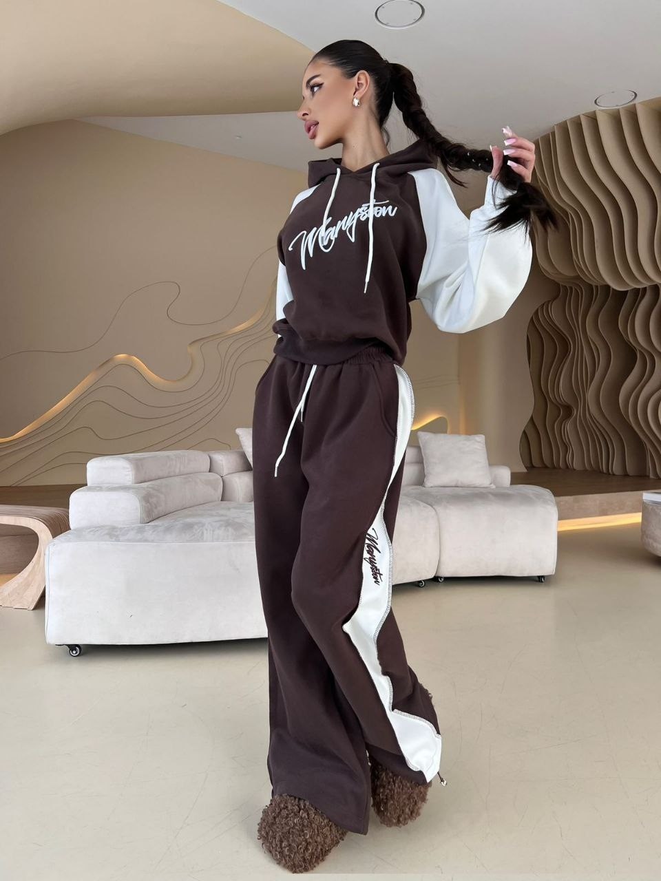 спортивный костюм женский,спортивный костюм,женские костюмы,стильные спортивные костюмы