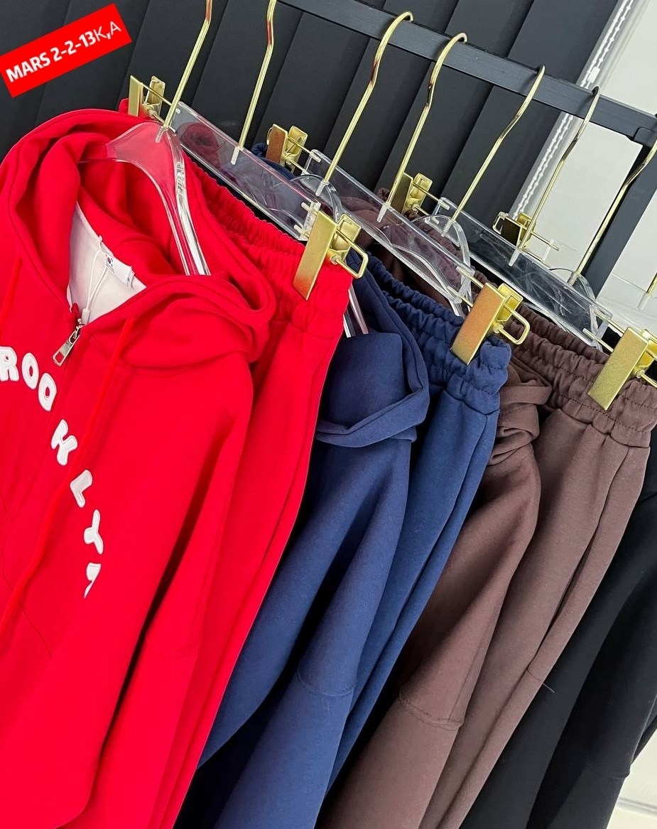 костюм спортивный женский,женский костюм спортивный на флисе,женский спортивный костюм из премиальной ткани,спортивный костюм,костюм на флисе