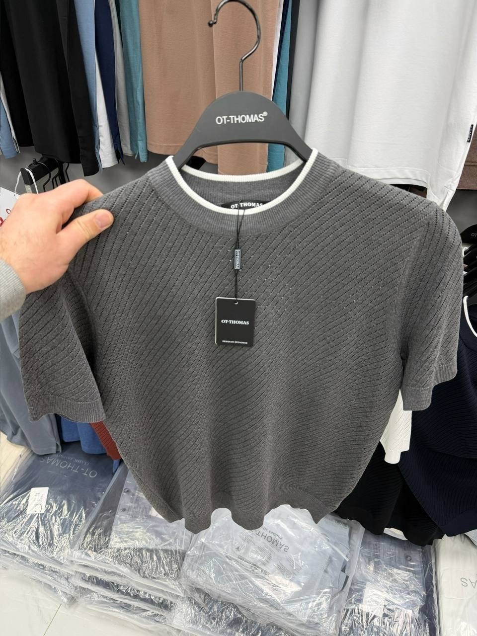 джемпер,женская кофта,джемпер модный,свитер для женщин,свитер с короткими рукавами