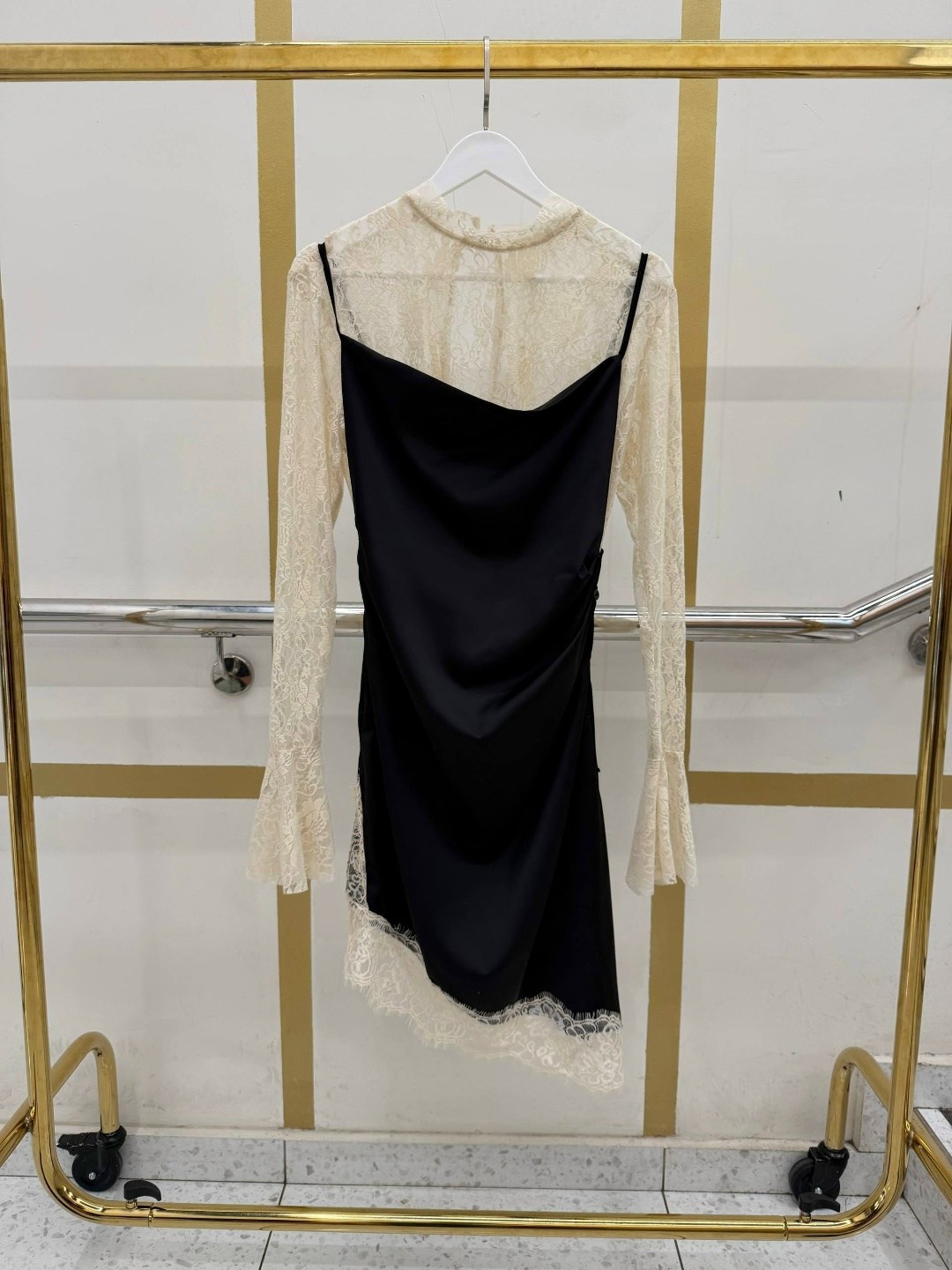 женские кружевные платья,короткое платье женское,короткие платье,шикарное платье