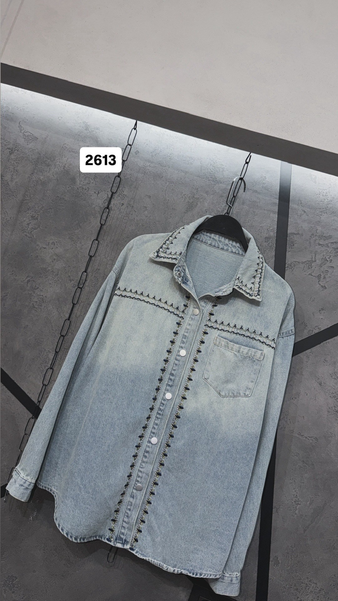 джинсовая куртка,женская джинсовая рубашка,джинсовые куртки женские,джинсовая куртка свободная,джинсовая куртка со стразами