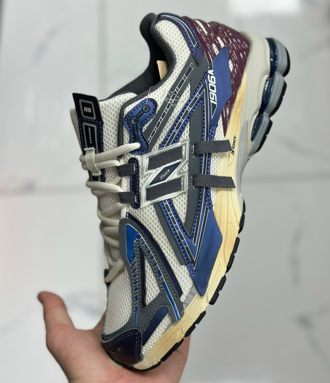 кроссовки balenciaga runner,мужские кроссовки balenciaga runner черные,кроссовки new balance 1906a black,кроссовки new balance 1906,кроссовки balenciaga runner цвет black matt