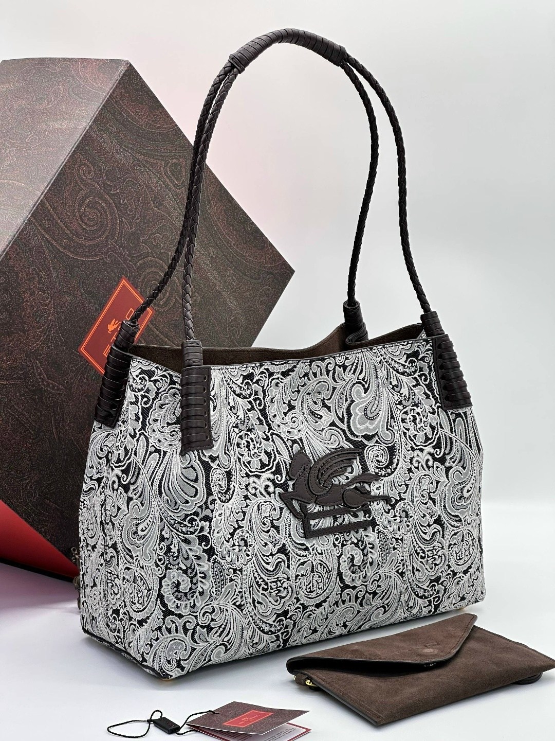 сумка,женская сумка,сумки для женщин,сумка классическая,стильная сумка