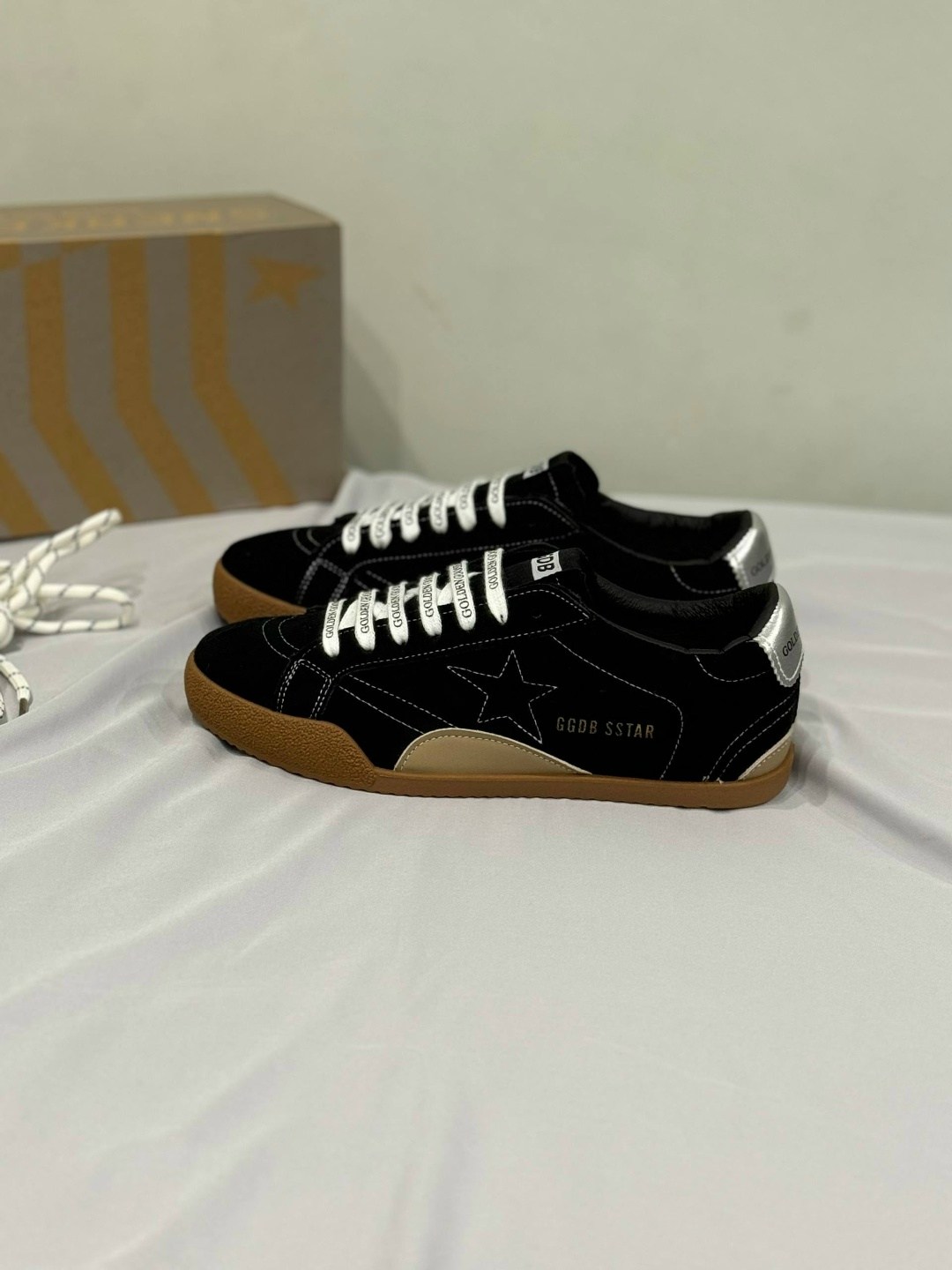 ,модные кроссовки,кроссовки женскиe,кеды golden goos арт.лх112,удобные кроссовки