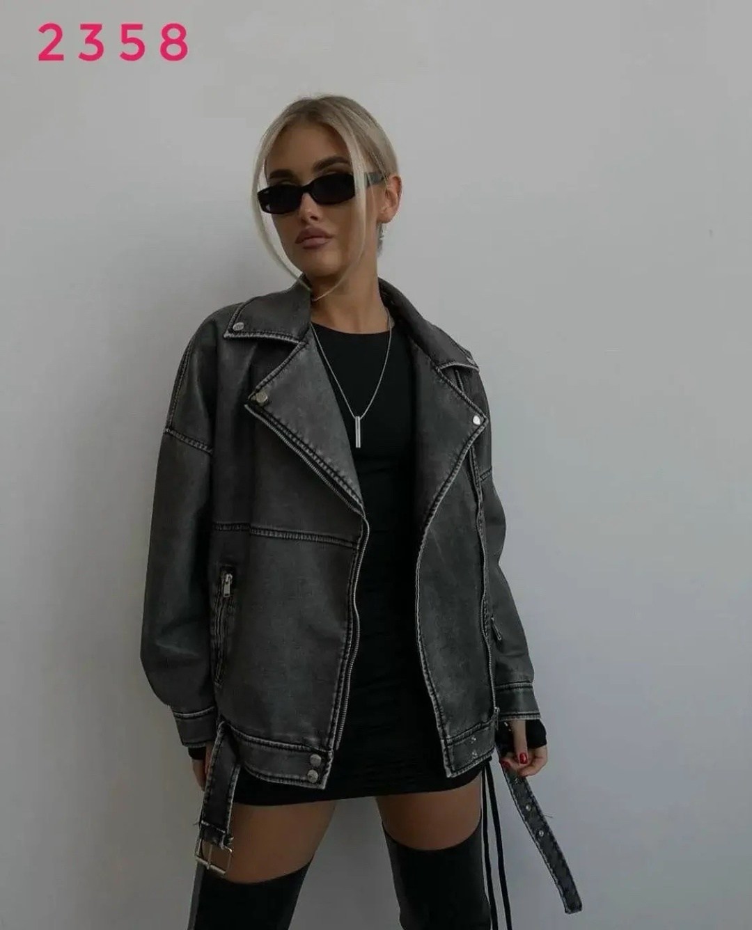 косуха серая женская,женская кожаная куртка косуха оверсайз,куртка косуха серая,куртка косуха серая из эко кожи,кожаная куртка