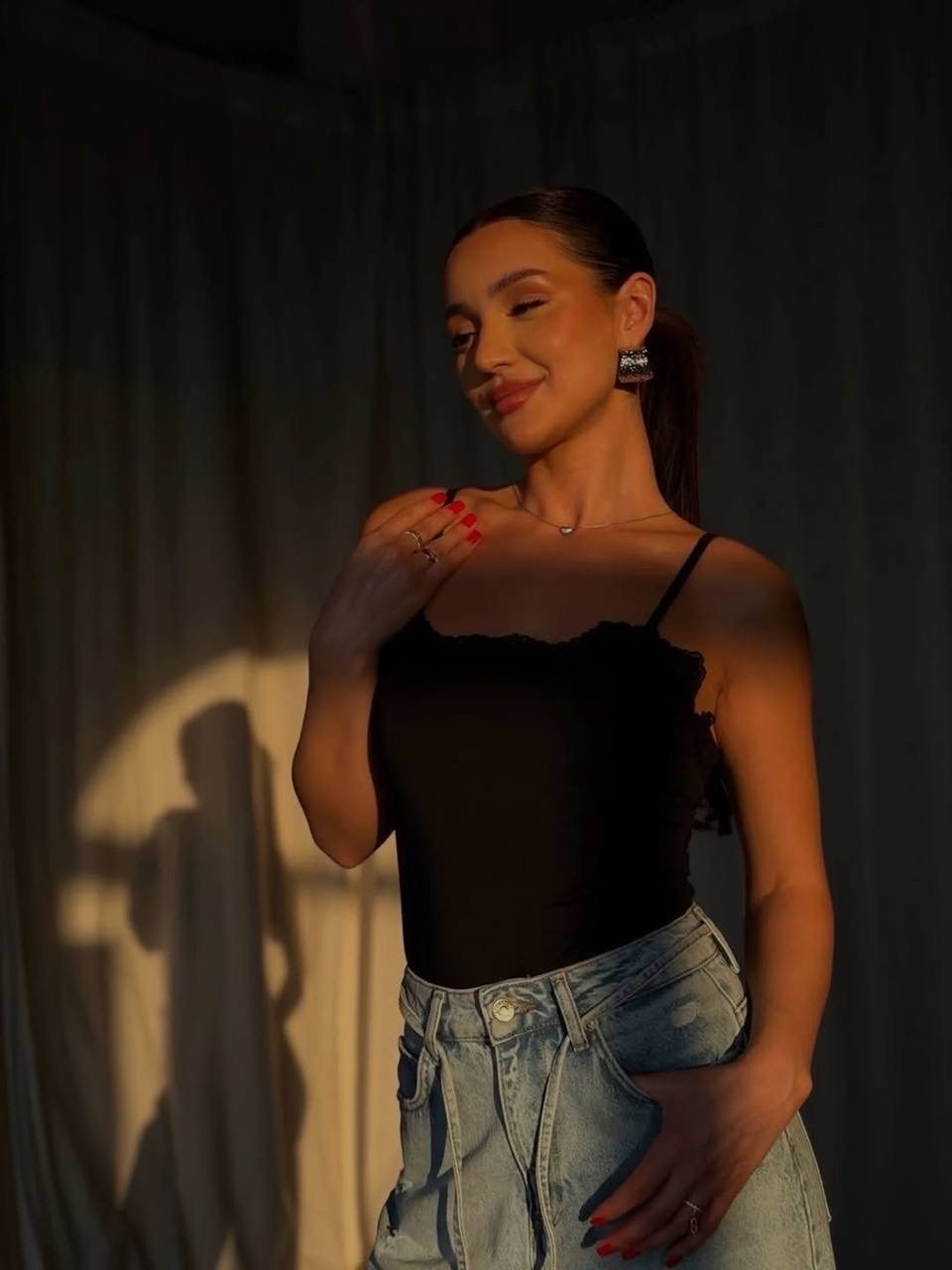 фотосессии девушек,девушка,модные топы,фотографии,арина найдёнова