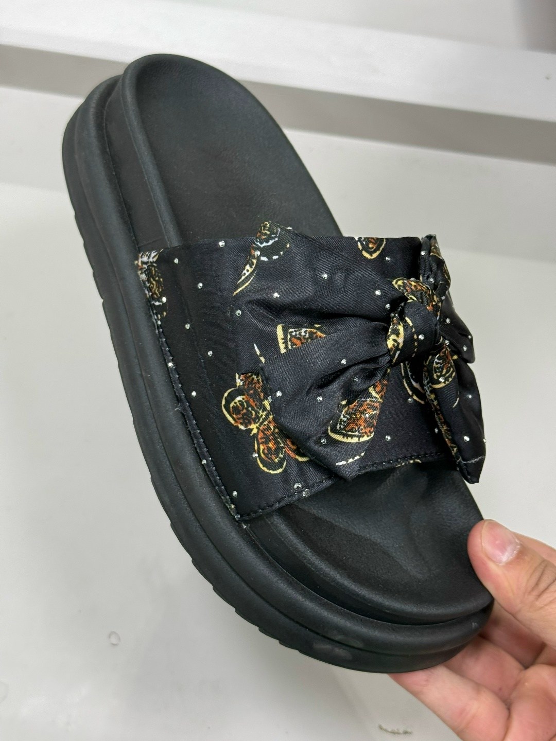 женские шлепанцы,,модные тапочки,женские тапки,женские тапочки