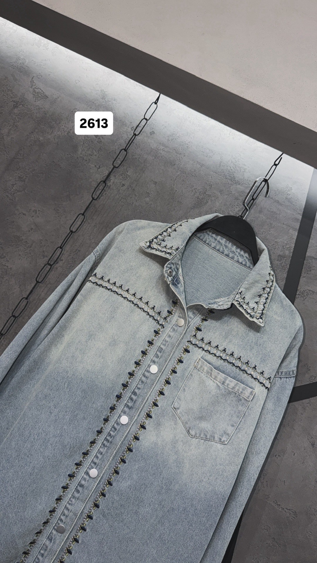 джинсовая куртка,женская джинсовая рубашка,джинсовые куртки женские,джинсовая куртка свободная,джинсовая куртка со стразами