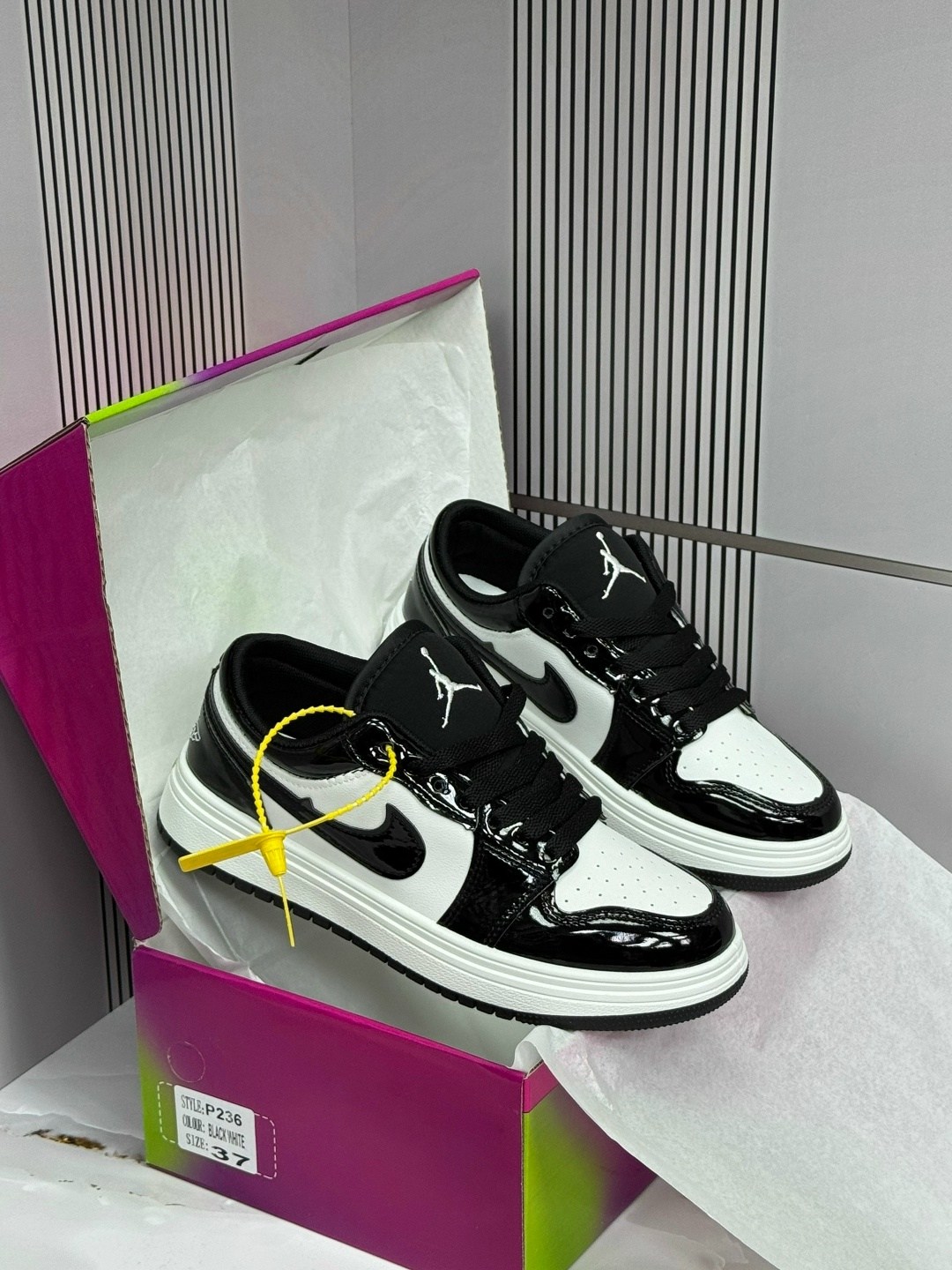 кроссовки nike air jordan 1 low,лаковые найки,кроссовки nike air jordan 1 low "concord",кеды селин,кроссовки nike air jordan 1 low se concord