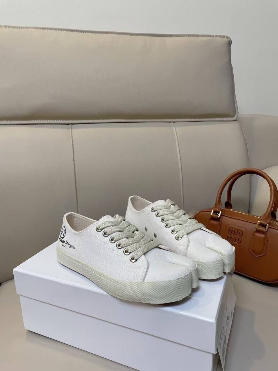 обувь,кеды диор женские белые,кеды шанель оригинал,кеды стильные,кеды женские натуральная кожа