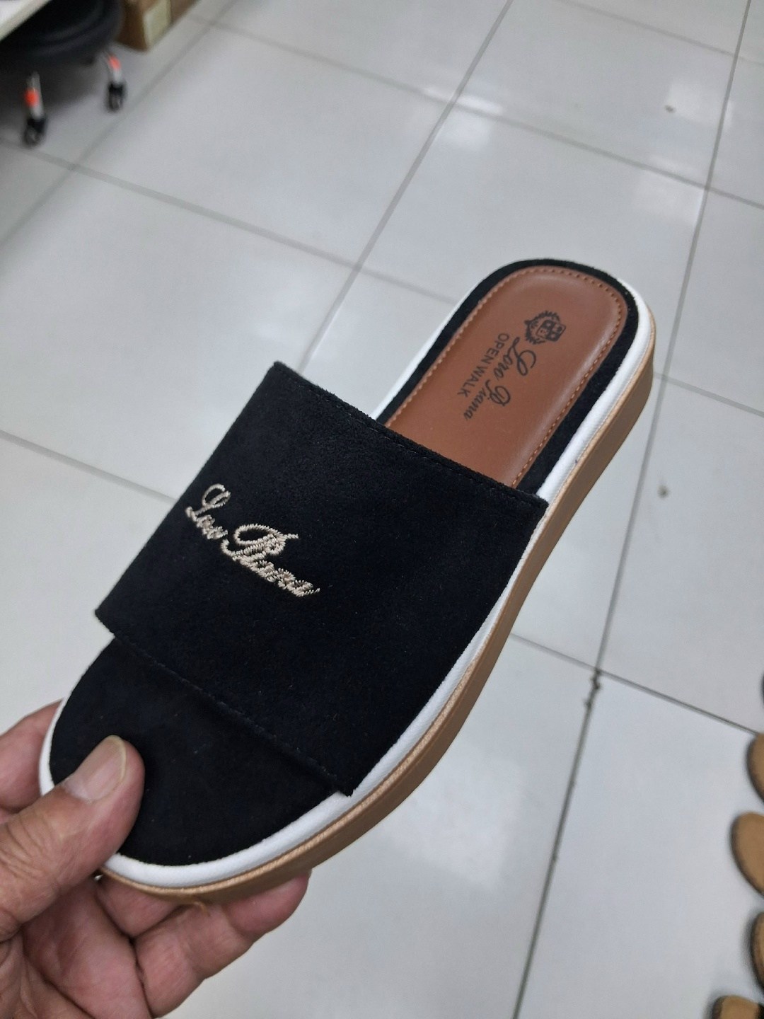 ,шлепанцы женские,женские тапки,шлепки женские,домашние женские тапочки