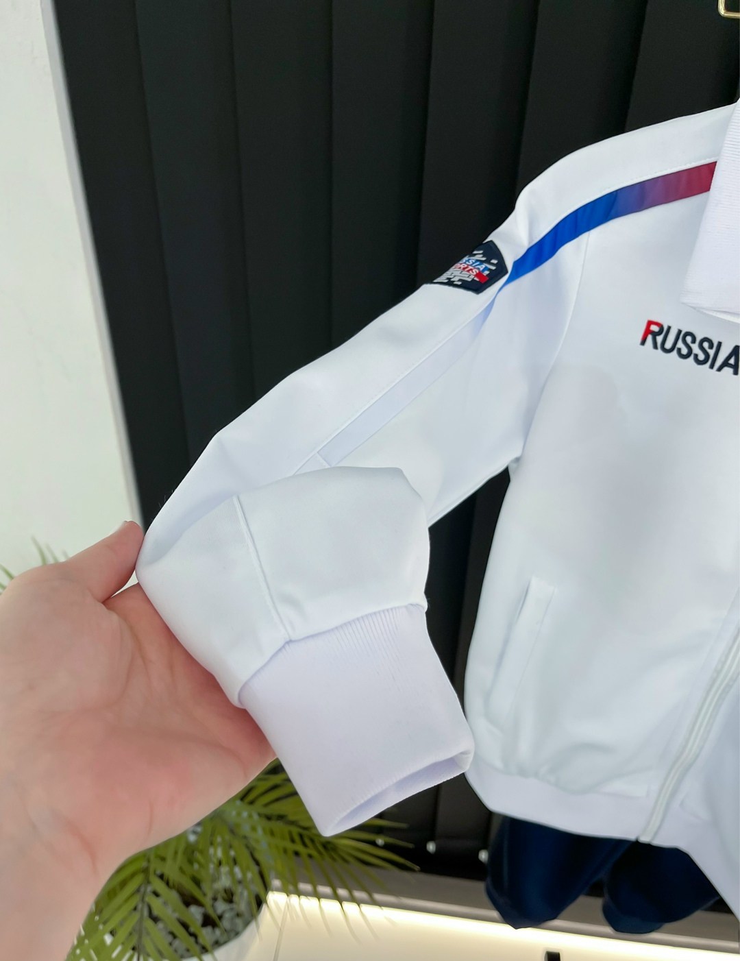 спортивный костюм russia,мужской спортивный костюм russia,спортивный костюм forward russia,белый парадный костюм форвард,спортивный костюм russia цвет белый