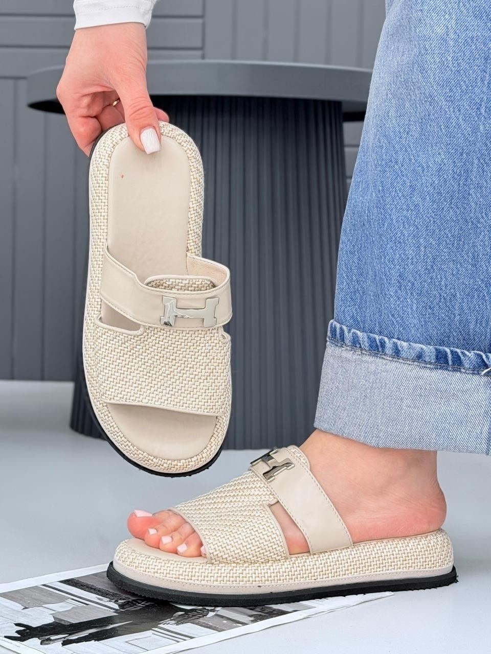 ,женские сандалии,женские шлепанцы,сандалии,модные шлепанцы