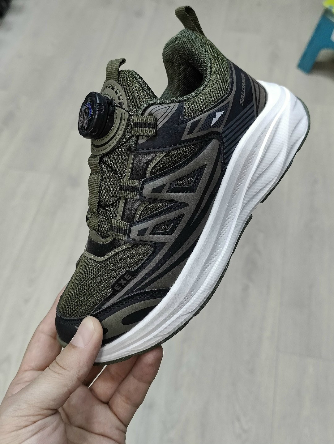 кроссовки,массивные кроссовки,,кроссовка,спортивные кроссовки