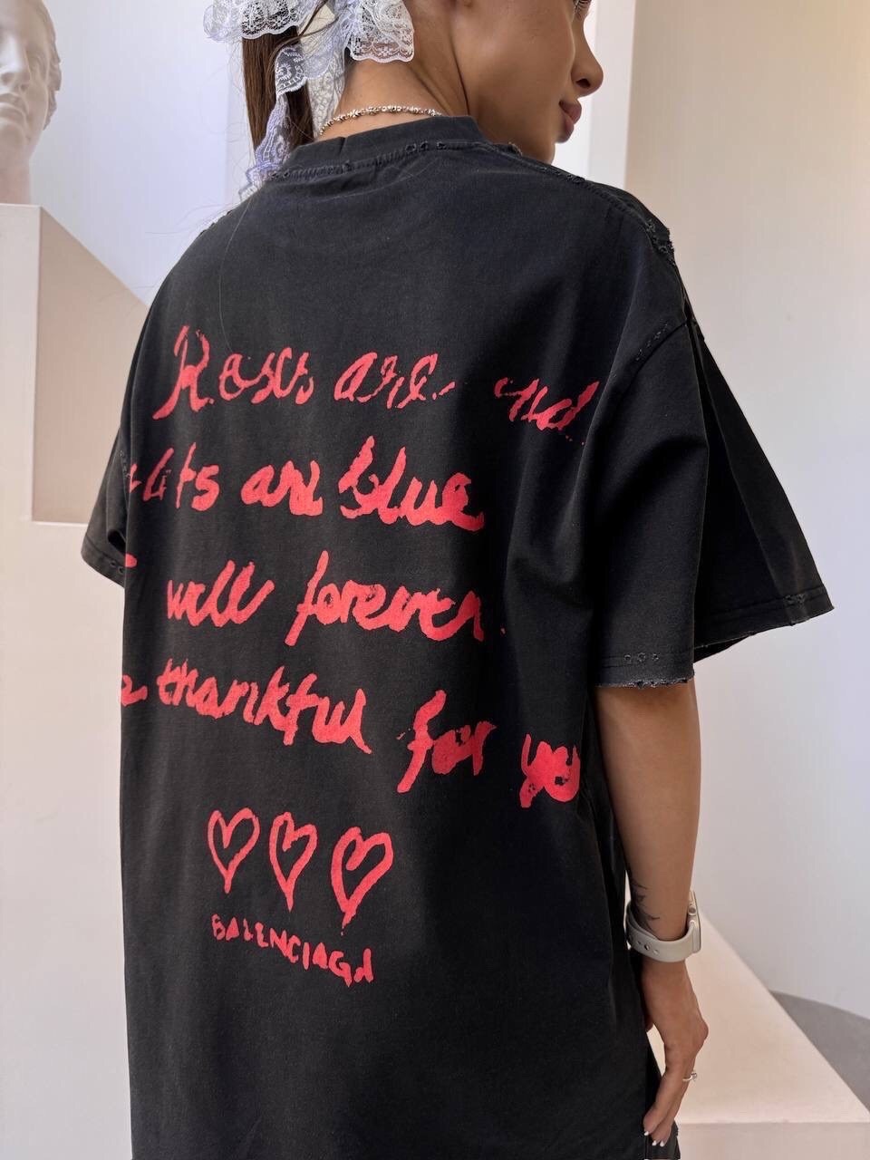 стильная футболка,футболки оверсайз с принтами,оверсайз женская футболка,футболка удлиненная в стиле оверсайз,футболка оверсайз