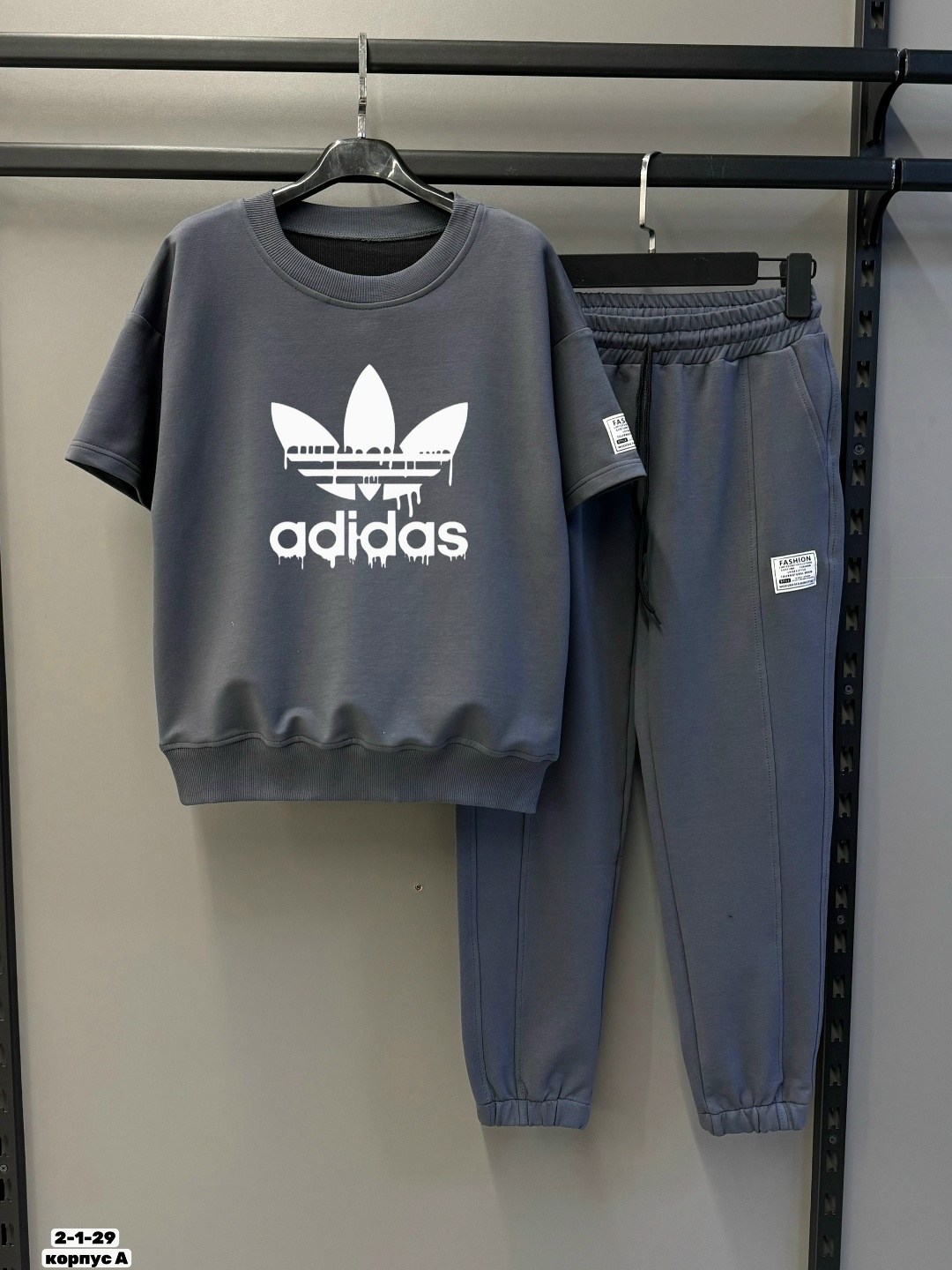спортивные костюм,детский костюм адидас ,костюм спортивный adidas originals костюм,детский костюм адидас crew,костюм спортивный двойка