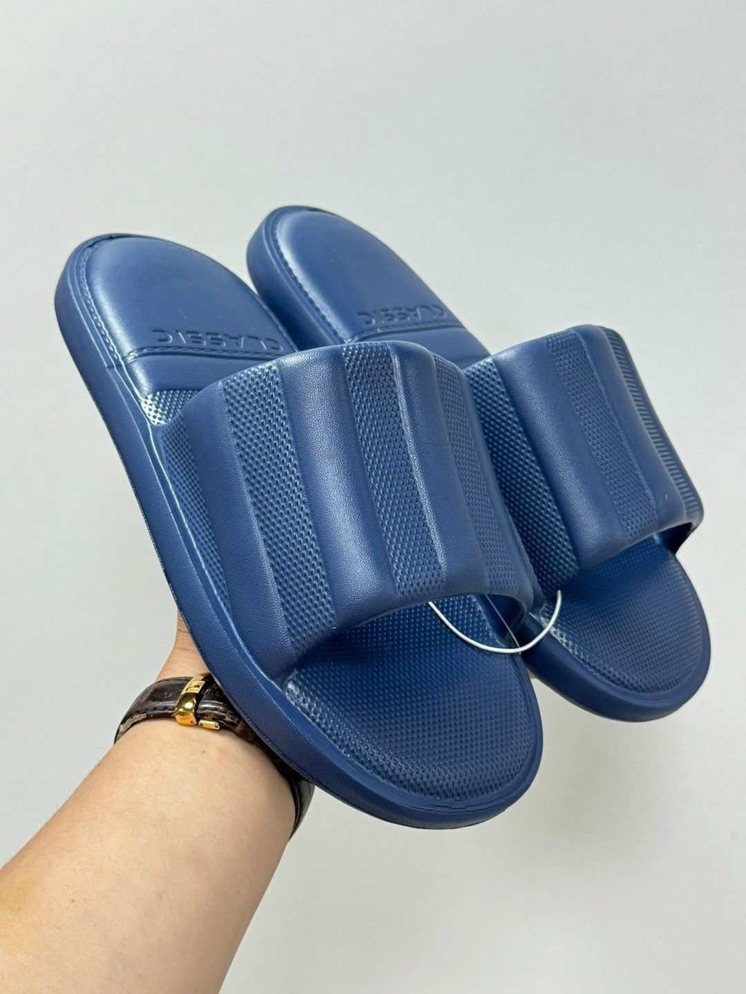 шлепки адидас белые оригинал,шлепанцы adidas,адидас шлепки,шлепанцы adilette adidas originals,adidas adilette comfort slides