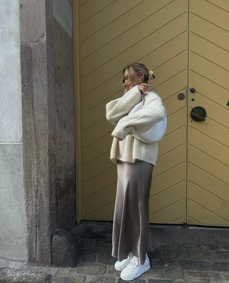 стильные наряды,стиль одежды,юбка в бельевом стиле,атласная юбка,атласная юбка миди zara экрю