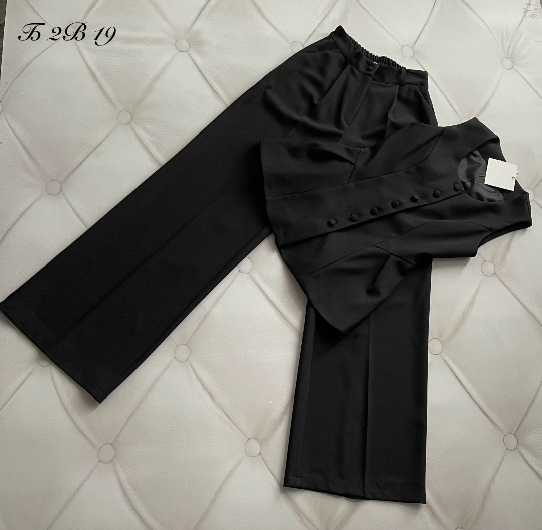 брючный костюм,брючные женские костюмы,брючный костюм с жилеткой,костюм брючной деловой,брючный деловой костюм с жилетом