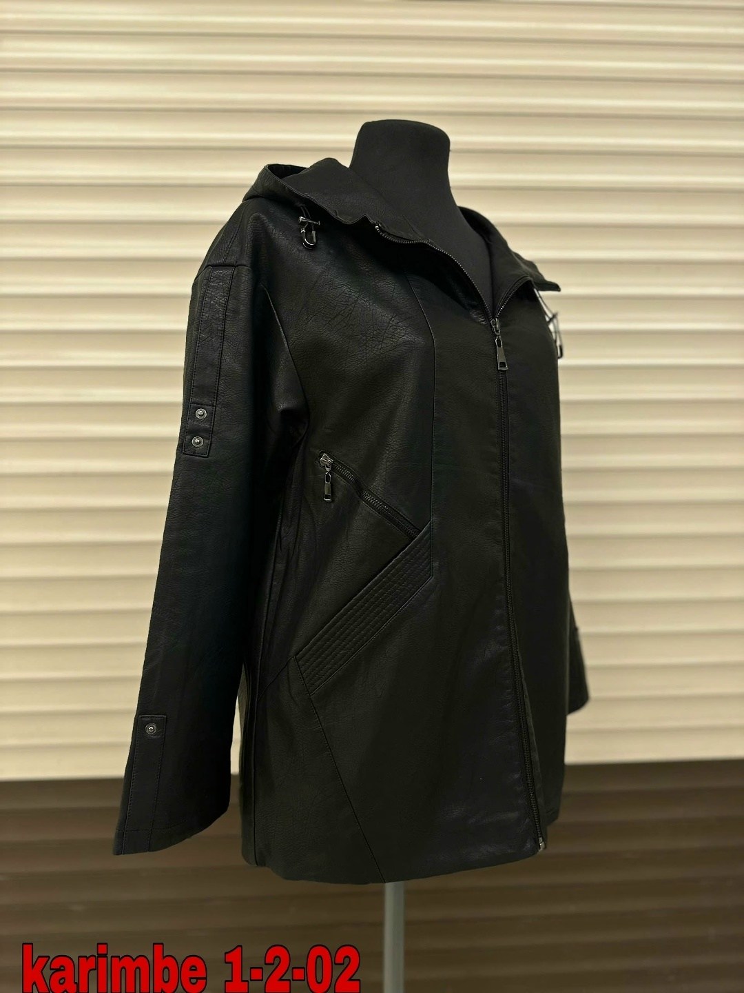 кожаная куртка женская мосмеха 8023320 черная 58 ru,женская кожаная куртка,кожаная куртка,женская кожаная куртка из эко-кожи с капюшоном мосмеха,женская куртка