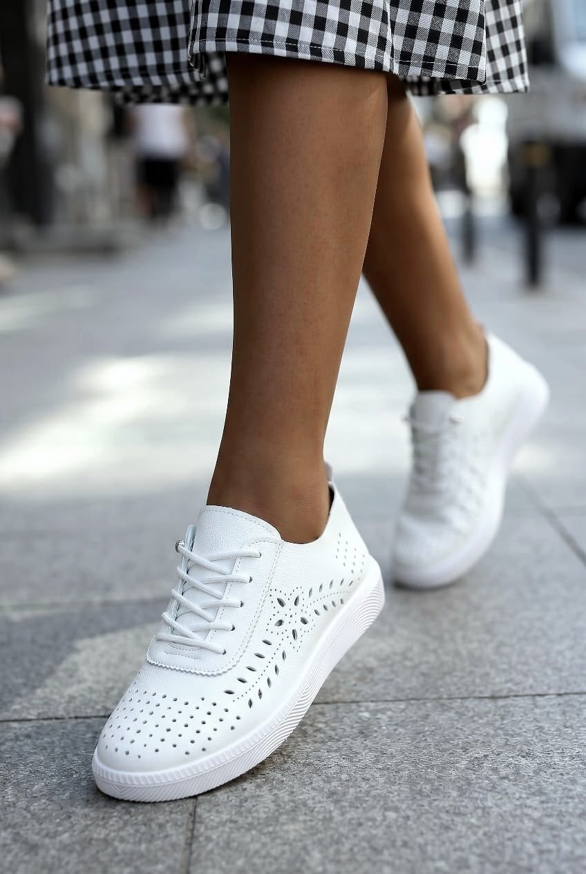 мокасины с перфорацией женские белые,,кроссовки с перфорацией женские,кеды с перфорацией,кеды женски